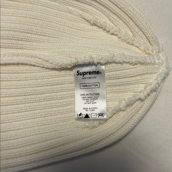 Supreme Knit Beanie - Picture 6 of 7